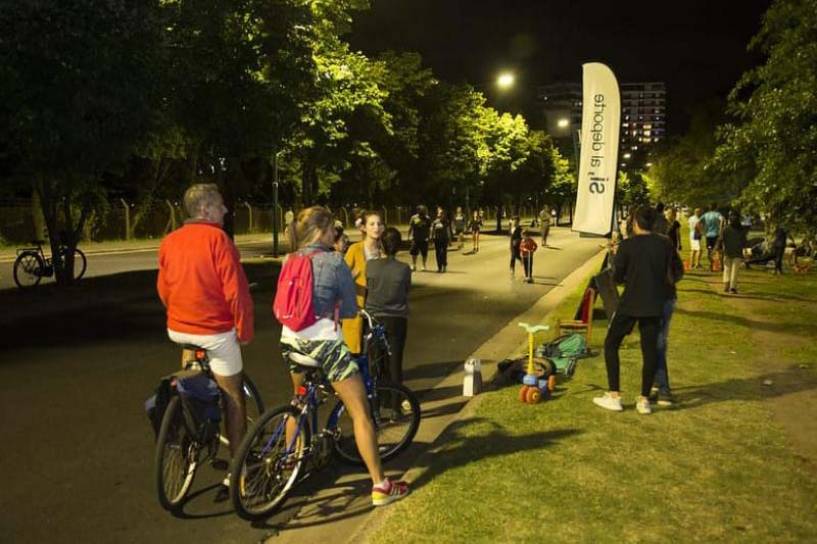 Vuelve el paseo de bicicletas nocturno en San Isidro
