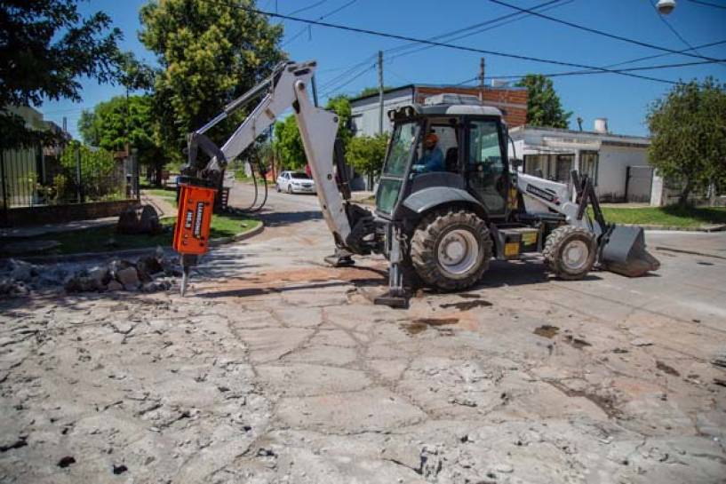 Lubo: el Municipio inició la reparación de pavimento por donde circula el transporte de pasajeros