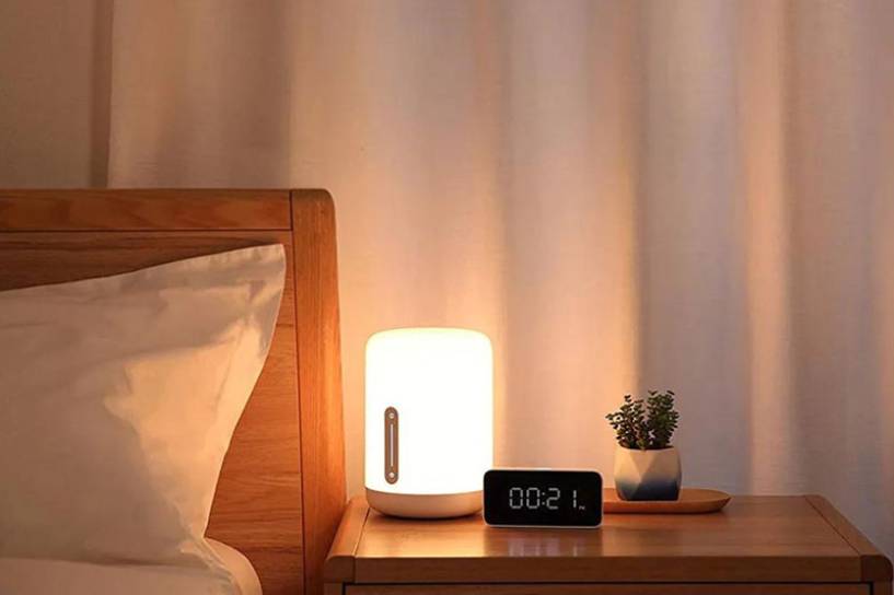 Mi Bedside Lamp 2: Crea tu espacio personal y único