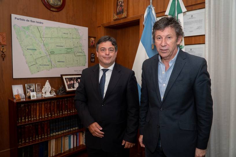 Posse recibió al diputado uruguayo Peña Fernández