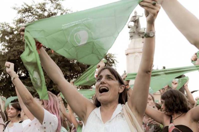 Romina Del Plá: “Alberto Fernández lejos de terminar con el patriarcado lo refuerza”