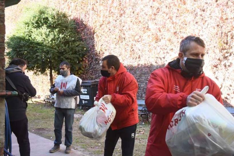Continúan las Jornadas Solidarias para la entrega de alimentos en Morón