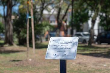 En San Isidro plantaron árboles en homenaje a las víctimas de homicidios y femicidios