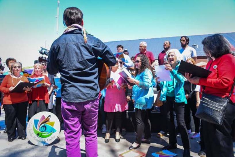 El Coro Popular Municipal lanzó una convocatoria abierta para participar de “Escobar Canta: versión cuarentena”