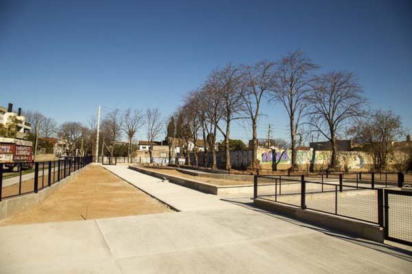 El municipio construye una moderna plaza en Beccar