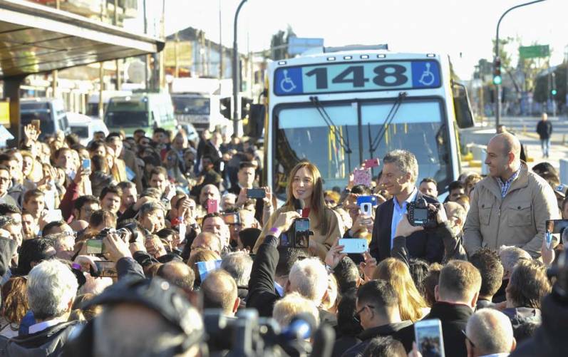 Vidal y Macri inauguraron un Metrobus en Quilmes