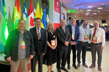 Cooperativistas destacaron la importancia de la economía social en importante cumbre continental