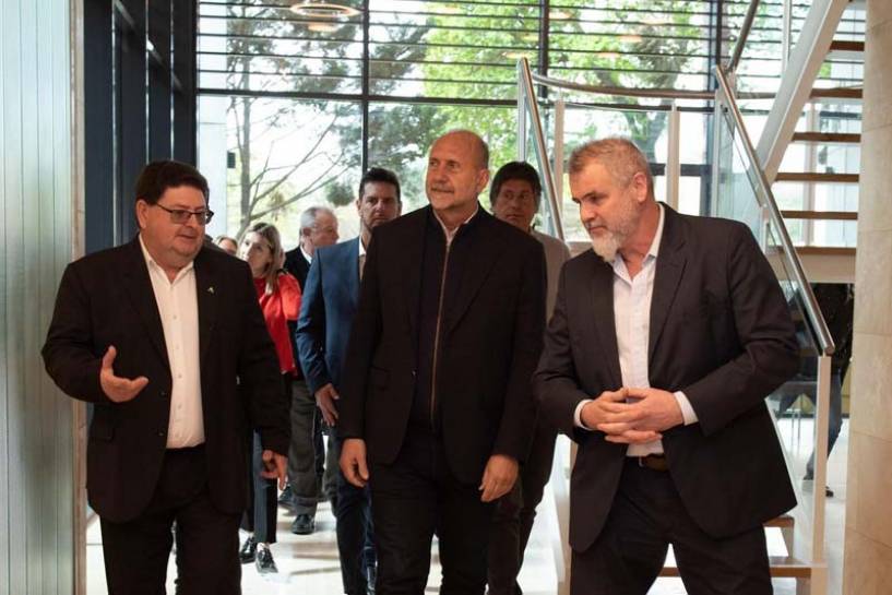Sentidos recibió la visita oficial del Gobernador de la provincia, Omar Perotti