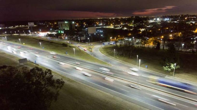 Corredores Viales iluminará con LED las rutas y autopistas nacionales de 9 provincias