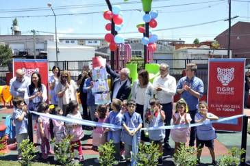 Zamora inauguró los nuevos juegos del Jardín N°901 de Rincón de Milberg