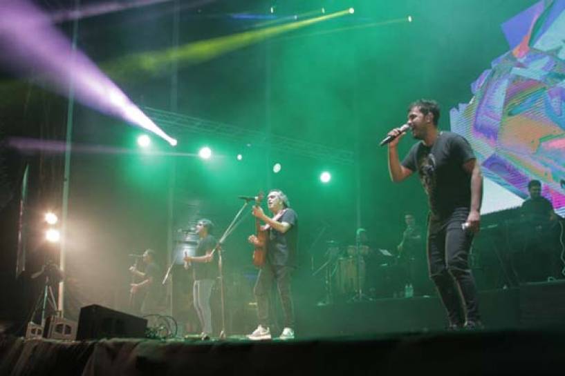Los Nocheros cerraron la exitosa tercera noche del 46° Festival Nacional de Música Popular Argentina 2020