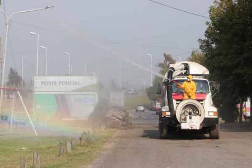 En Morón, el municipio intensifica las tareas de fumigación contra el dengue