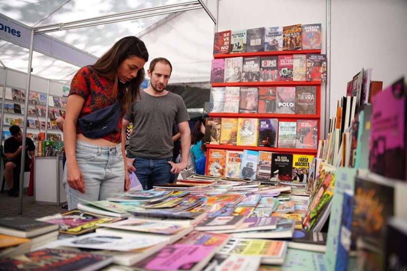 Miles de vecinas y vecinos visitaron la segunda edición de la Feria del Libro de San Martín