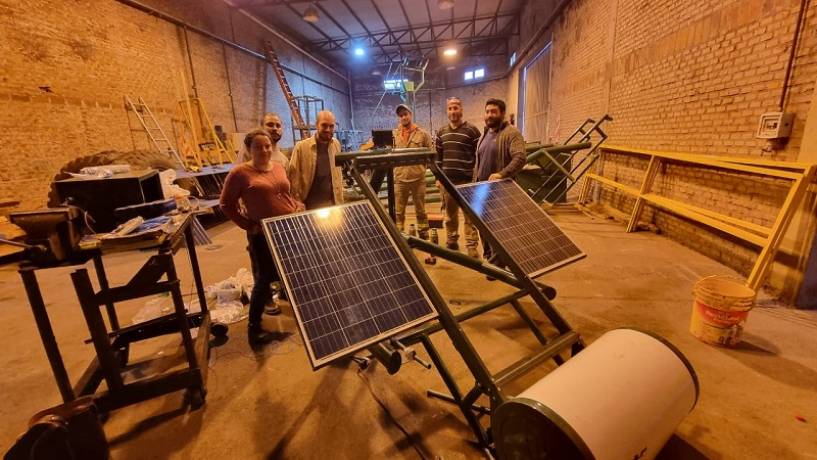 Instalarán los primeros árboles solares hechos por un grupo de cooperativas