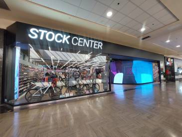 Stock Center llega a Unicenter