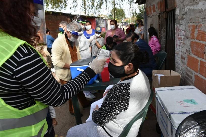 Operativos de emergencia sanitaria en barrios populares de Tres de Febrero
