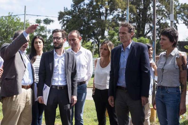 Los ministros Simone y Katopodis recorrieron obras en Quilmes