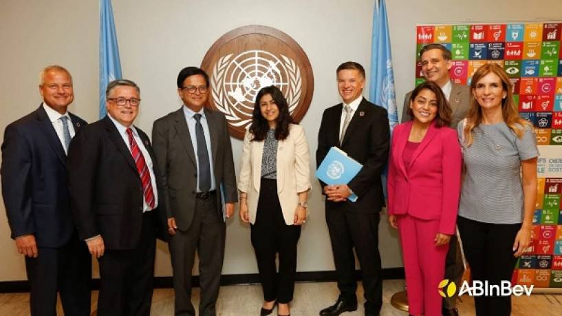 UNITAR Y AB InBev renuevan su acuerdo de colaboración para mejorar la seguridad vial, apoyar a las mujeres empresarias y promover el uso sostenible del agua