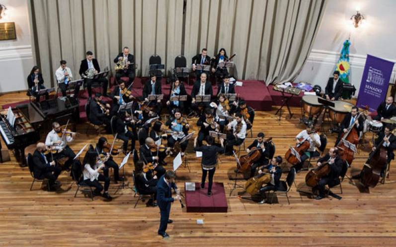 La Orquesta Sinfónica de Pilar se lució en el Senado provincial