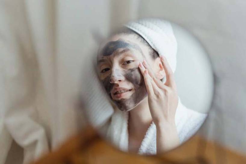¡Alerta Cosmeticorexia! Cómo es el fenómeno de adolescentes obsesionados por el cuidado de la piel
