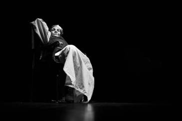 La Señora Macbeth  de Griselda Gambaro en el Teatro Azul de la Avenida Corrientes