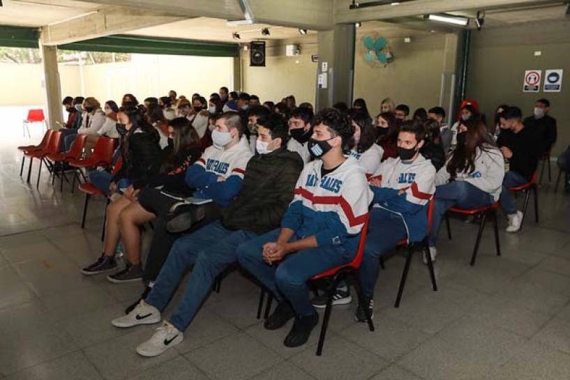 San Isidro: charla de seguridad vial para alumnos