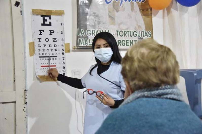El municipio de Malvinas Argentinas y PAMI continúan realizando operativos oftalmológicos