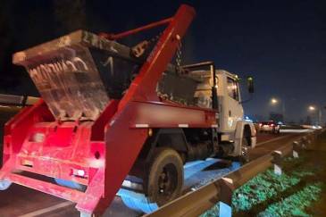 El Municipio secuestró tres camiones volquete y clausuró un predio utilizado para el acopio de residuos que generaban microbasurales en el distrito