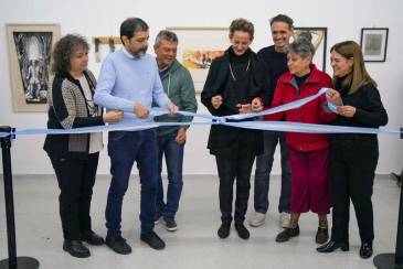 Fernando Moreira y Gabriel Katopodis inauguraron el Espacio Cultural Municipal Ballester
