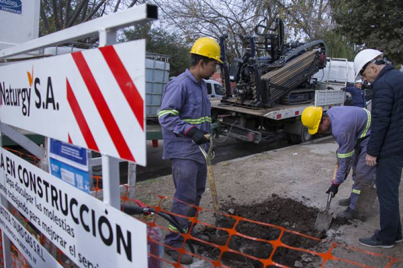 Se iniciaron obras de gas en Villa Rosa que beneficiarán a 250 familias