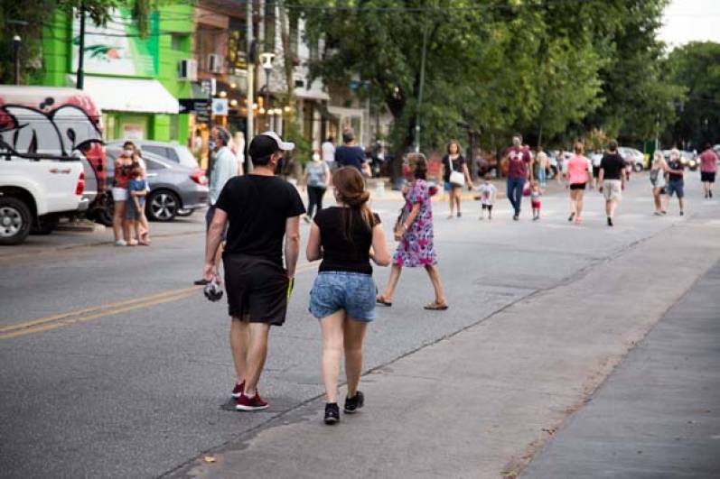 La calle Paraná se convertirá en peatonal para beneficiar a comerciantes