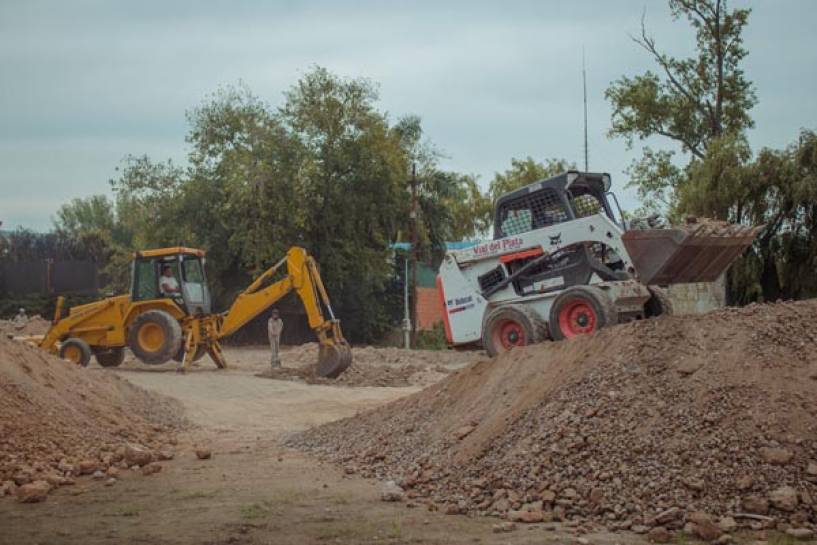 Nueva Costanera: comenzaron importantes obras en la zona de los silos
