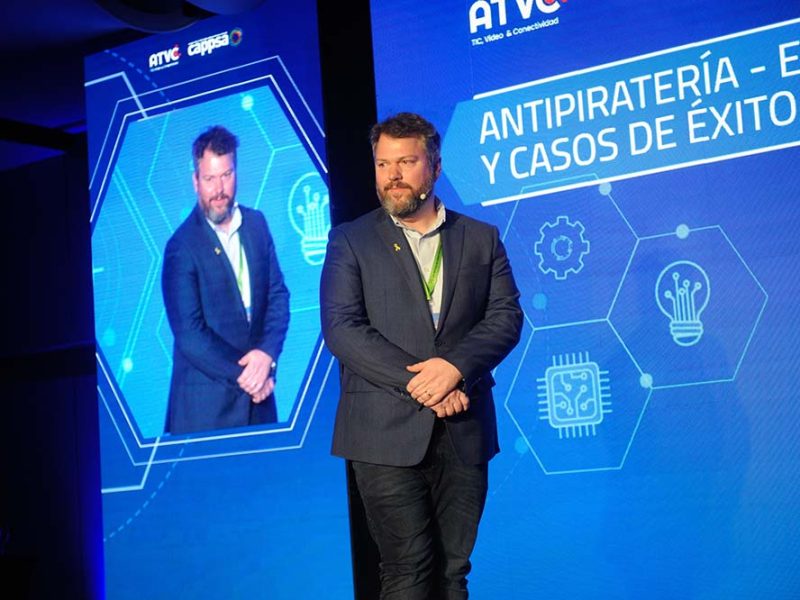Uruguay en la vanguardia contra la piratería audiovisual: ejecutó el primer bloqueo en tiempo real a sitios ilegales de transmisiones deportivas