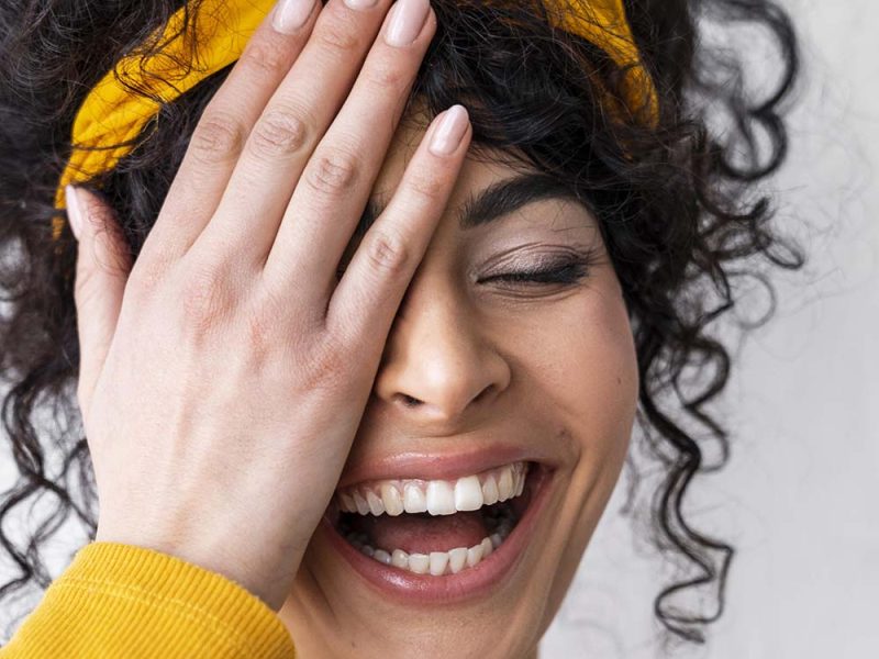 Blanqueamiento dental: avances, mitos y el impacto de las redes sociales
