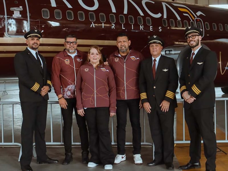 Rutaca hace historia por todo lo alto con el avión oficial de la Vinotinto