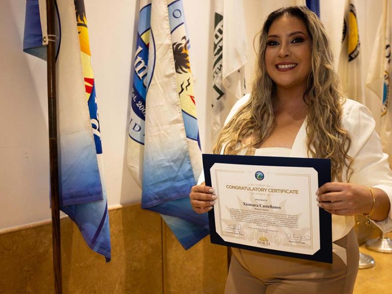 Xiomara Castellanos es reconocida por la Ciudad del Doral por su contribución sobresaliente en la comunidad por el “Mes de la Mujer”