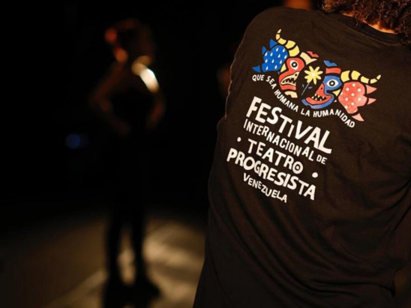 “Estrella Negra” y las luchas sociales de Marcus Garvey primer héroe jaimaquino, montaje de la Compañía Nacional de Teatro en el Festival Internacional de Teatro Progresista