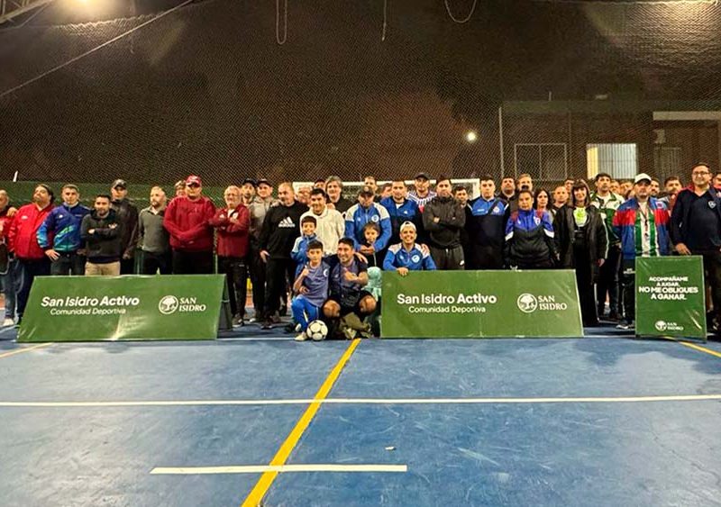 San Isidro entregó material deportivo a más de 40 clubes de barrio