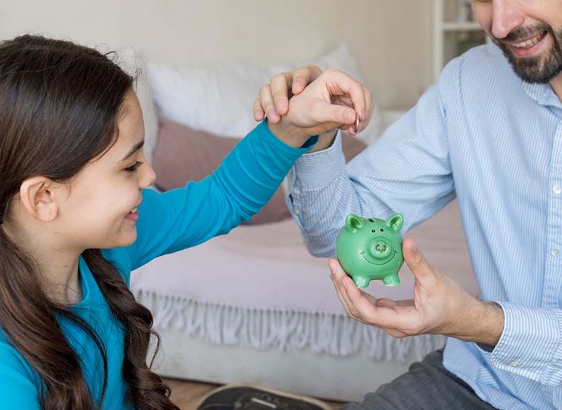 ¿Te gustaría que tus hijos y familia aprendan a ahorrar? Sigue estos 5 métodos