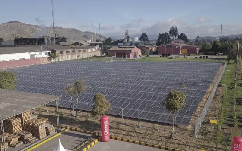 Eternit Colombia presenta sus más recientes innovaciones en Expoconstrucción 2025