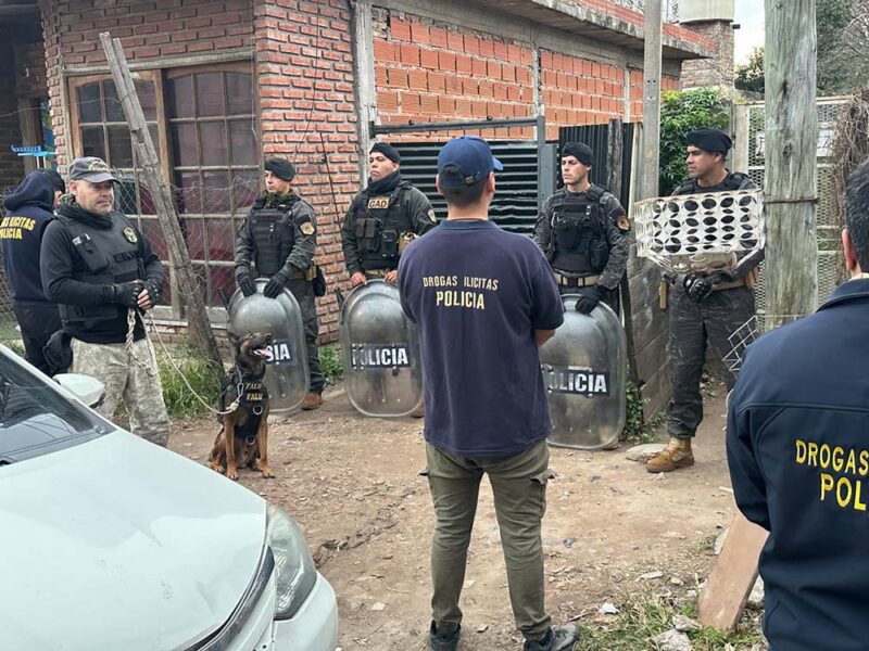 Morón: desbaratan una banda dedicada al narcomenudeo