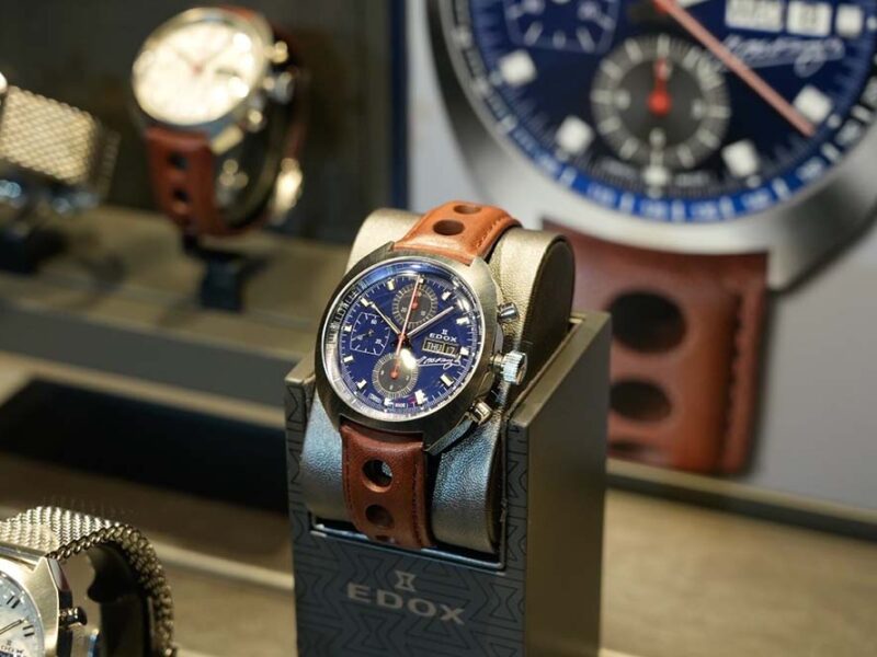 Edox se asocia con la Fundación Juan Manuel Fangio y presenta una Edición Limitada de 115 piezas en homenaje al Quíntuple Campeón Mundial