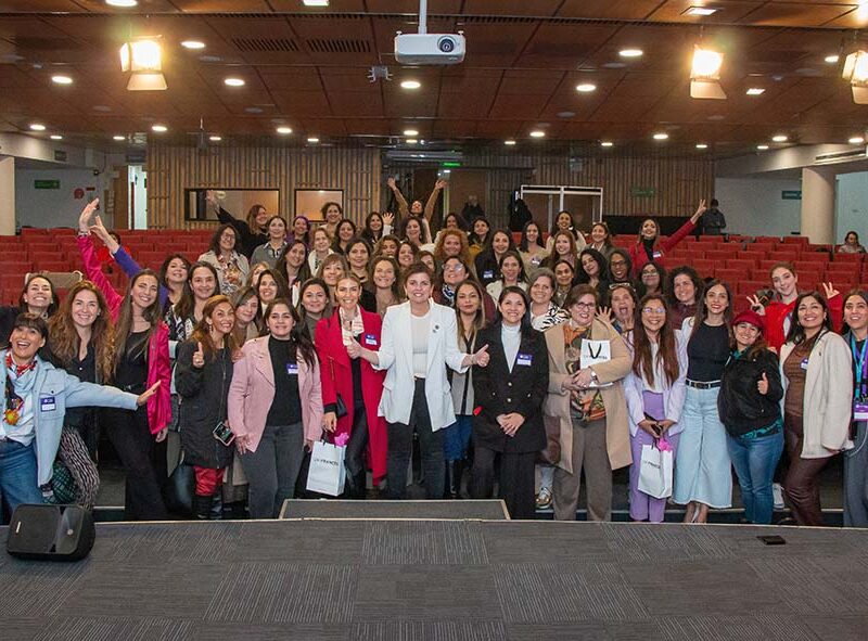Impulsa tu potencial: Postulaciones abiertas para la Academia de Innovación Femenina HER GLOBAL IMPACT