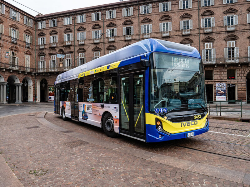 IVECO celebra su 50 aniversario y pone en marcha el espíritu del futuro