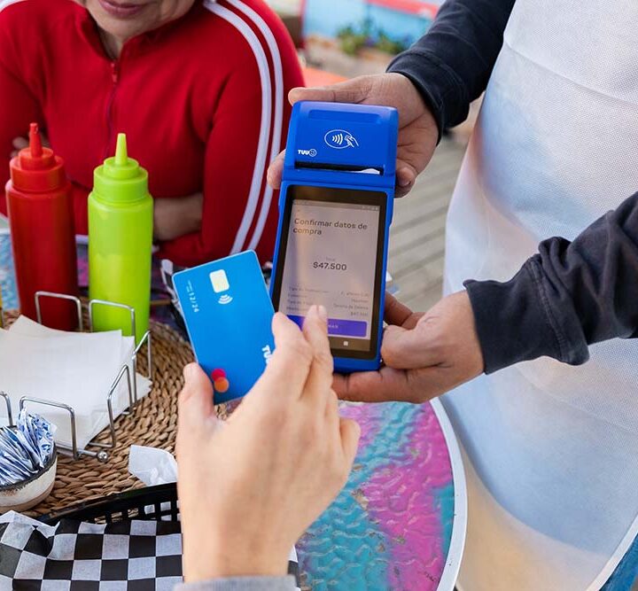 Transacciones navideñas crecieron 73,5% en 2025: chilenos realizaron más compras, pero con montos similares por operación