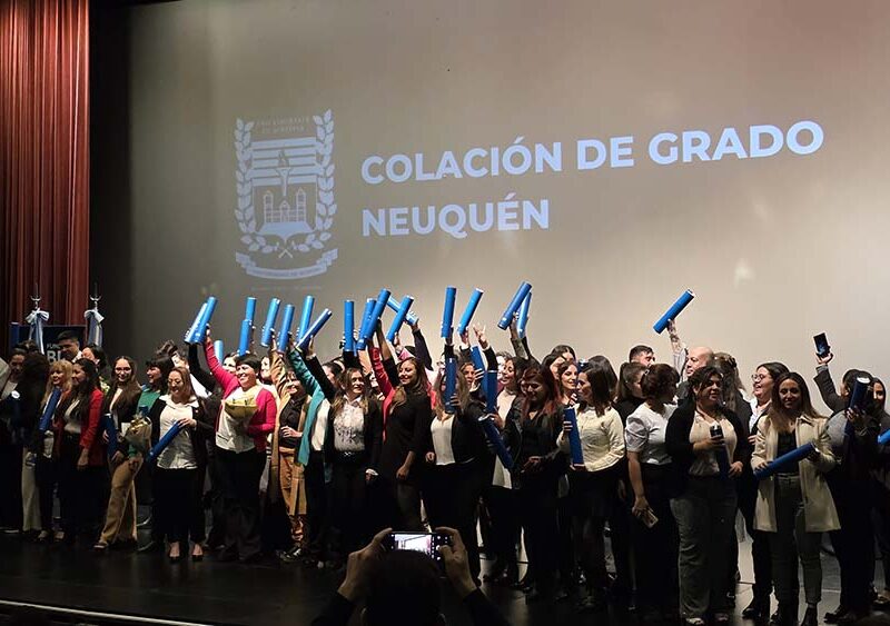 La Universidad de Morón celebró la primera Colación de Grado del 2025 en Neuquén