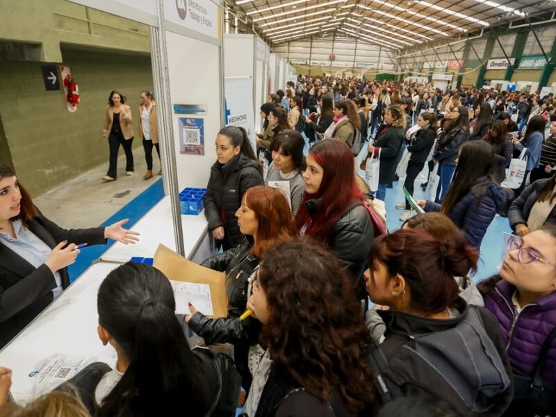 Expo Empleo Barrial: Oportunidades Laborales en Boedo
