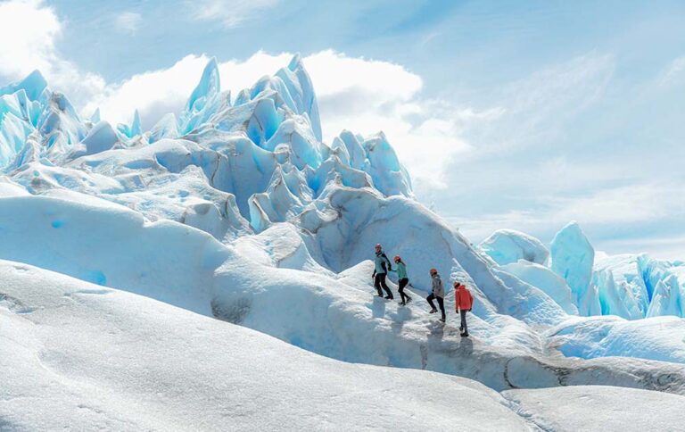 Vacaciones de invierno, tres formas únicas de descubrir el Glaciar Perito Moreno en familia
