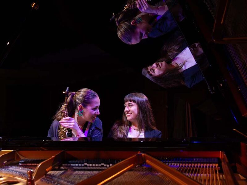 Conciertos en la Casa de la Cultura y Tarde Chamamecera en el Anfiteatro del Parque Centenario