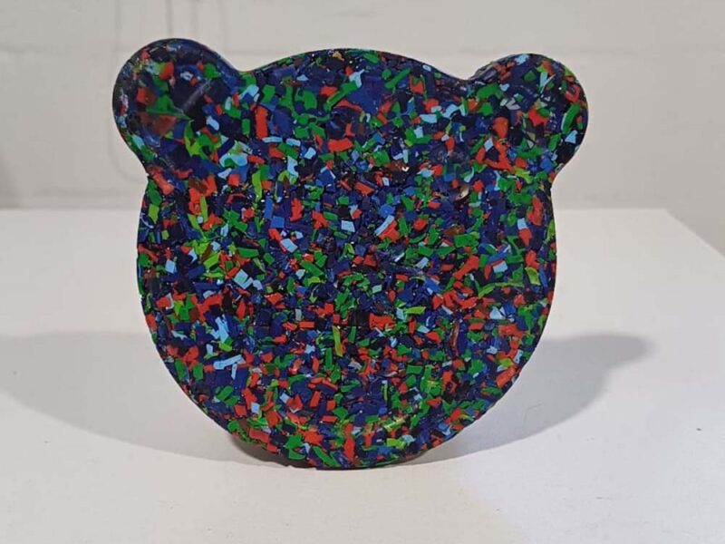 Creando Conciencia lanza una nueva línea de plásticos de alto impacto